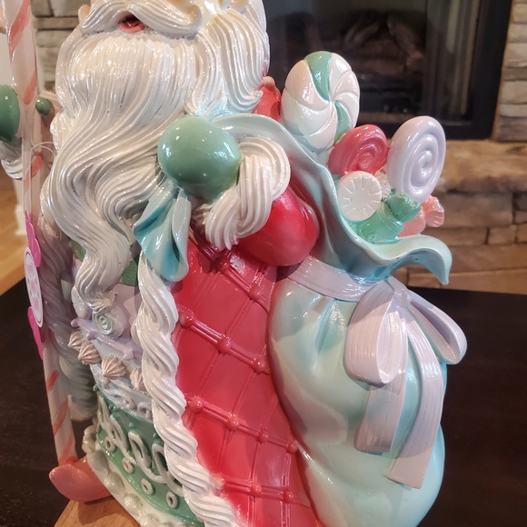 Gorgeous Whimsical Santa-NWT - Picture 4 of 9